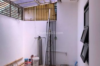 Rumah Disewa Siap Huni di Komplek Guruminda Purbasari Cisaranten