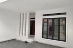 thumbnail-rumah-baru-modern-di-tebet-3