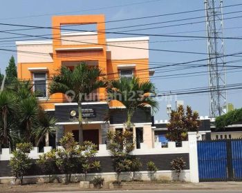 Gedung Siap Pakai Jalan Raya Cimareme Padalarang Bandung