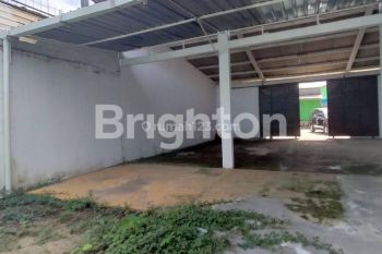 GUDANG SEKALIGUS RUMAH STRATEGIS DI  GENUK