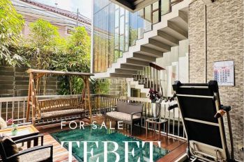 Rumah Mewah Siap Huni Strategis Area Tebet Jakarta Selatan