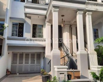 Rumah Bagus 3 Lantai Di Gading Grande, Kelapa Gading, Jakarta