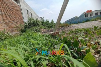 Tanah sudah di uruk area industri dan bisnis dekat tol Joglosemar Kartasura