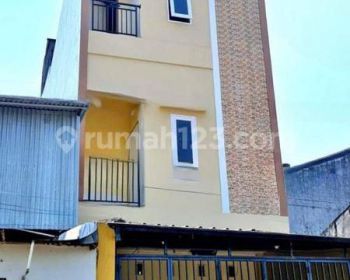 Ruko Siap Huni Di Tengah Kota Jalan Gunung Nona Baru