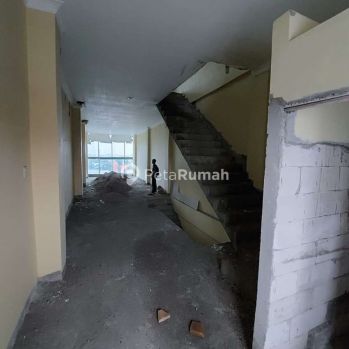 DIJUAL RUKO JALAN KL YOS SUDARSO (Desyandy)