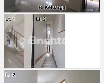 RUMAH LUX MAIN ROAD KOTA BARU PARAHYANGAN PADALARANG