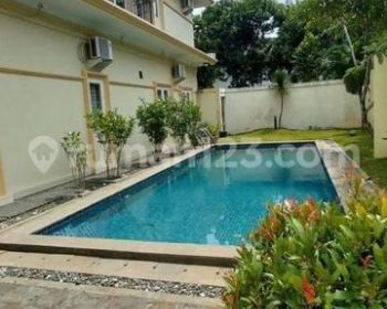 Rumah Ada Swimpool Siap Huni Di Fobtainableau Bukit Golf Bsd