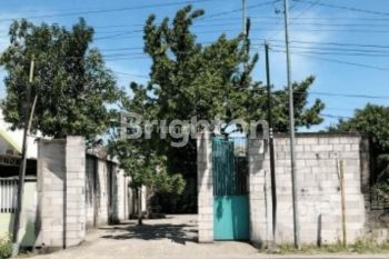 TANAH SUDAH URUK DAN BONUS BANGUNAN KECIL, LOKASI STRATEGIS DEKAT TERMINAL BUS,