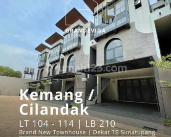 Rumah Baru Dalam Town House Siap Huni Dekat Area Kemang,Ampera Dan Simatupang