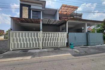 Rumah Modern 2 Lantai Full Furnish Di JL. Parangtritis Km. 5,5