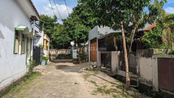 Rumah di Jurangmangu Barat Pondok Aren Tangerang Selatan