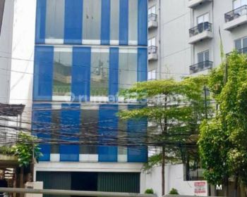 Gedung Perkantoran 5 Lantai di Kapten Tendean, Jakarta Selatan