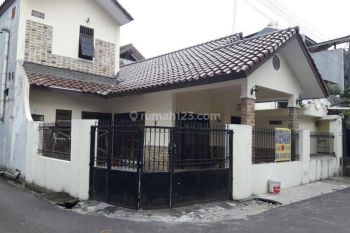 Rumah tebet timur Bagus akses 2 mobil