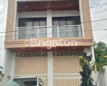 RUKO 4 LT BARU DESIGN INTERIOR MENARIK DAN PENCAHAYAAN INTERIOR OKE