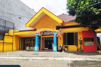 Tempat Usaha Jalan Gunung gunung Malang Kawasan Ramai