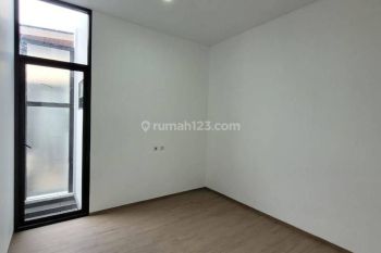 Dijual Smart home 2 Lantai Baru Lux Setra duta