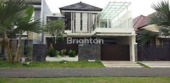 Rumah mewah siap huni Araya Malang