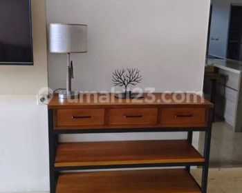 Apartement Gold Coast Apartement 2 BR Furnished Sudah Renovasi