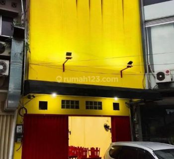 Ruko Strategis di Pusat Kota Bandung, Dekat Yogya Supermarket