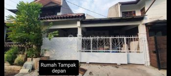 Rumah  di Komplek Raya Housing, Bekasi