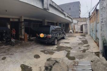 DI  RUMAH/GUDANG LEBAK, KENJERAN SURABAYA TIMUR