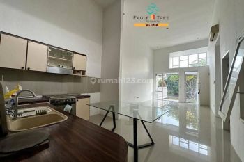 Rumah Luas Siap Huni Dalam Cluster Premium di Graha Raya