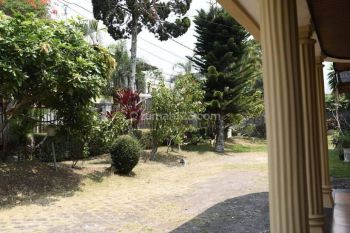 Rumah mewah di komplek lux Cipaku Indah