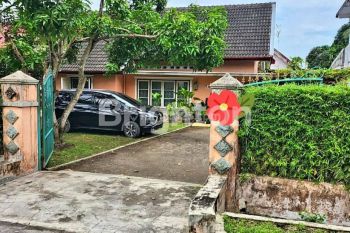 TANAH LUAS COCOK DIBANGUN RUMAH MEWAH / 5 RUKO PERKANTORAN MEDAN BARU