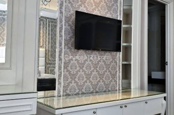 Jual Cepat Apartemen Trillium 3 BR New Tower A Lt 10 Super Mewah