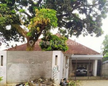 Rumah lokasi pinggir jalan depok 1020 m2 SHM