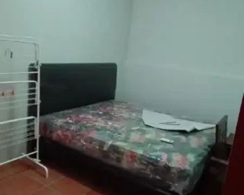 Rumah Luas di Swadaya, Depok.