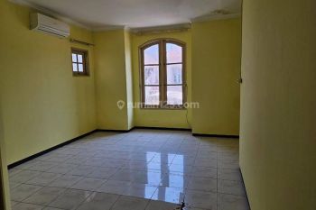 Disewakan Rumah Pakuwon Indah Villa Regency Surabaya Barat