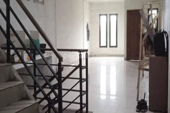 Ruko Di Jl Mohammad Toha, Soekarno Hatta 175 M² Unfurnished Shm - Sertifikat Hak
