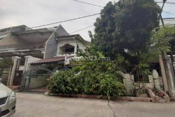 RumaH Tua Lokasi Strategis Di Greenville(GR15)