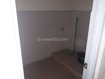 Sell Ruko: Rumah toko karapitan