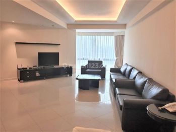 Jual Murah Bisa Nego 3 BR Apartemen Taman Anggrek Fully Furnished