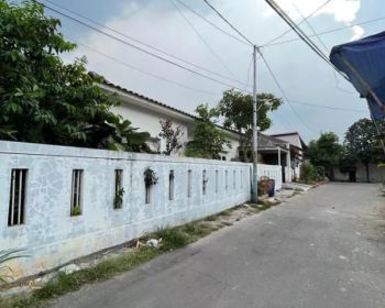 RUMAH DI MEKARSARI CIMANGGIS DAN 7 PINTU KAMAR KONTRAKAN,SHM