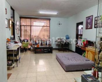 Rumah Nyaman Asri Siap Huni di Komplek Sumber Sari, Bandung