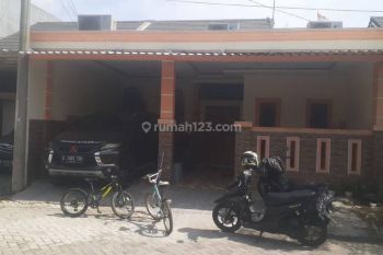 Rumah Bagus SHM di Perumahan Bumi Indah, Cluster Sakura, Tangerang., Tangerang