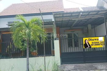 DISEWAKAN RUMAH BABATAN MUKTI MINIMALIS ADA AC