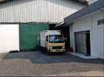 Gudang di kawasan industri Batujajar