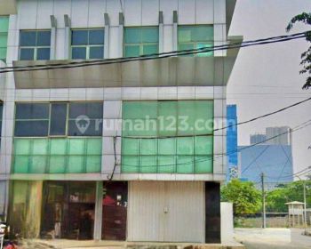 Jual Ruko Taman Ratu Jkt Barat 3 Lantai Posisi Hoek Hadap Selatan