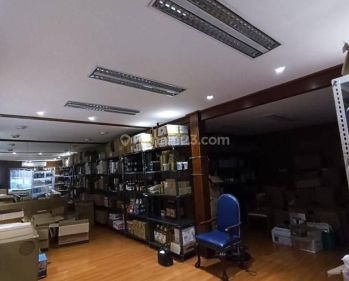 Jual Tempat Usaha Siap Pakai Lokasi Komersial Di Menteng