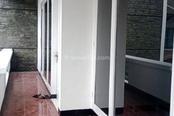 Disewakan / kontrak rumah bagus 2lt di Turangga buah batu Bandung SHM