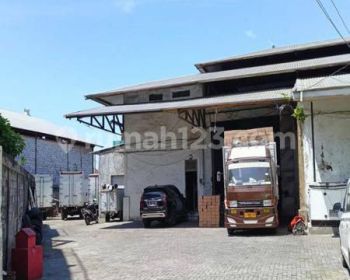 (arsn) GUDANG LANGKA STRATEGIS DI GATOT SUBROTO BARAT