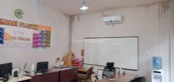 Gudang strategis  di pedurungan selangkah ke jalan majapahit