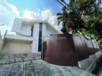 RUMAH MODERN SINGLE HOUSE KEMANG JAKARTA SELATAN