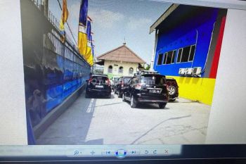 Jual Bengkel Aktif Luas 2400m2 di Karawang