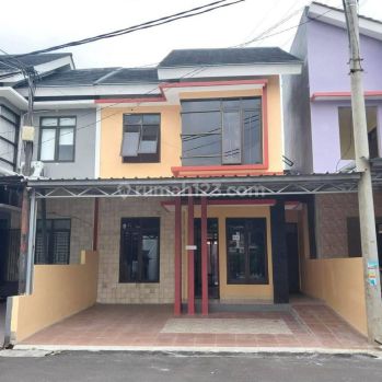 Sewa Rumah Murah, Semi Furnished, Dekat Tol Grand Wisata Bekasi