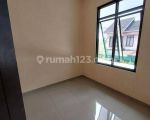 thumbnail-sewa-rumah-murah-semi-furnished-dekat-tol-grand-wisata-bekasi-4